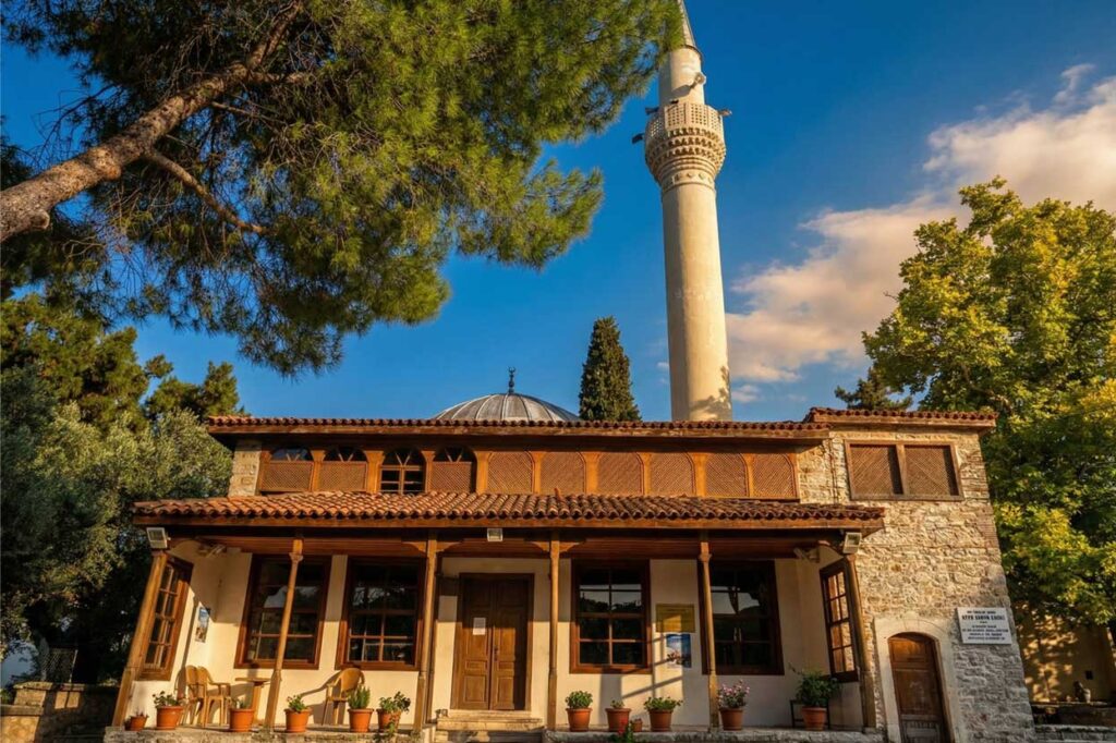 Karaburun’un Saklı Hazinesi: Ayşe Kadın Camii
