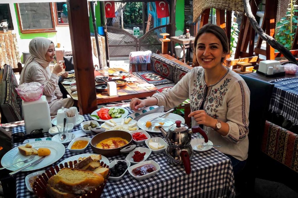 Cumalıkızık Serpme Kahvaltı